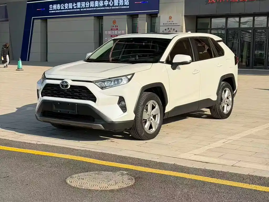 TOYOTA RAV4 RONGFANG