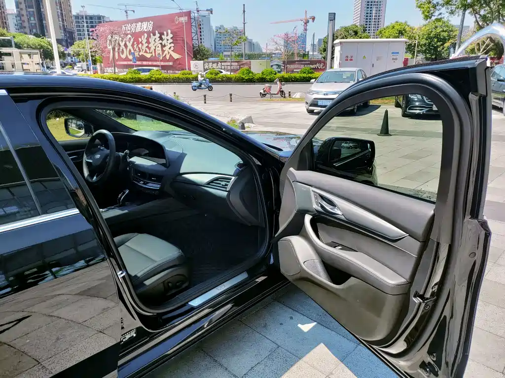 Cadillac CT5 — миниатюра 28