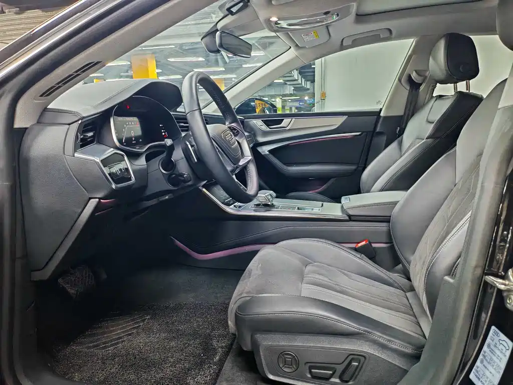 Audi A7L 2024 45TFSI S-line