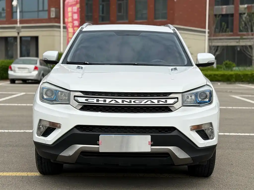 Changan CS75 2016 1.8T AT V