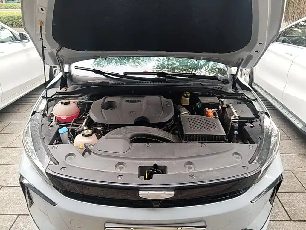 Geely L HiP — миниатюра 20