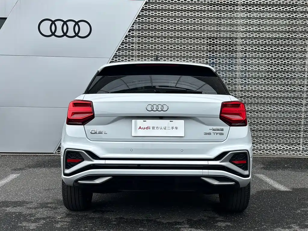 Audi Q2L — миниатюра 5