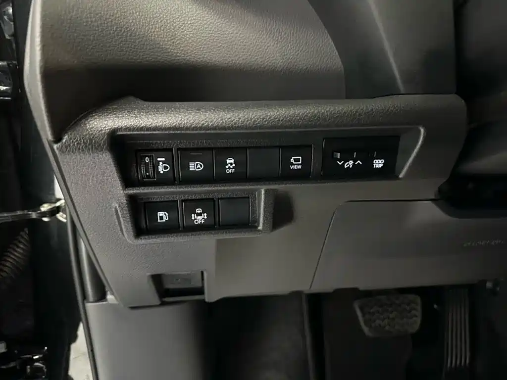 Toyota Sienna — миниатюра 4