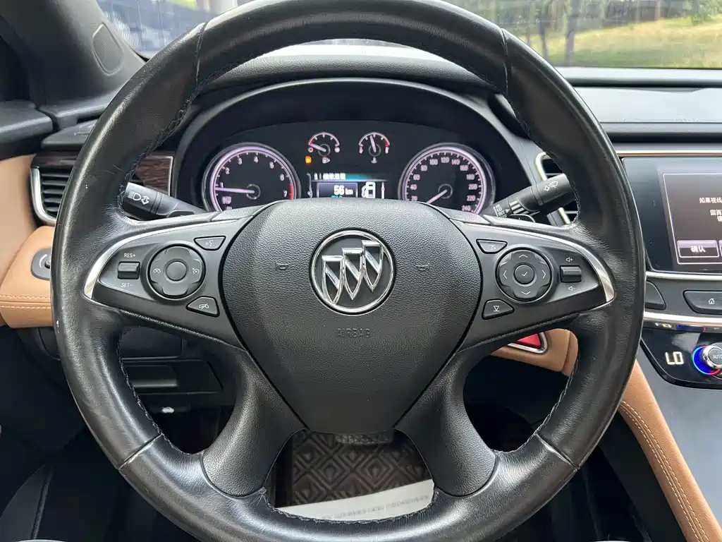 Buick LaCrosse — миниатюра 17