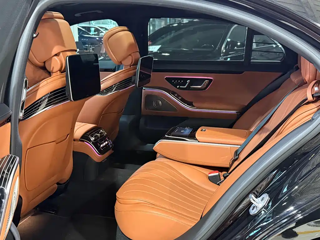 Mercedes-Benz S-Class — миниатюра 6