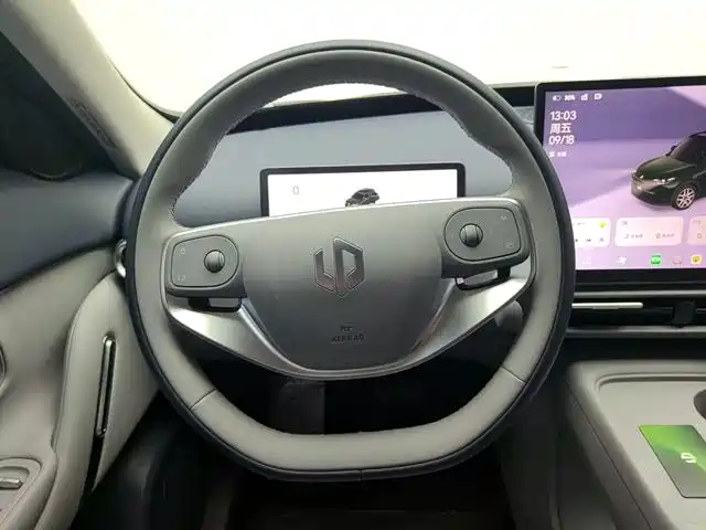 Leapmotor Leapmotor A10 — миниатюра 11