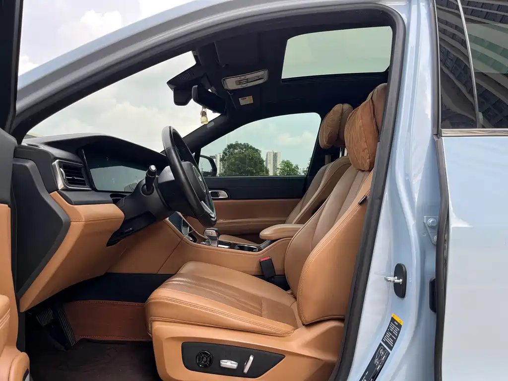 Li Auto Li ONE — миниатюра 4
