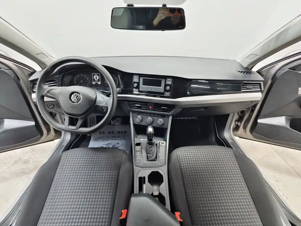 Volkswagen Bora — миниатюра 9