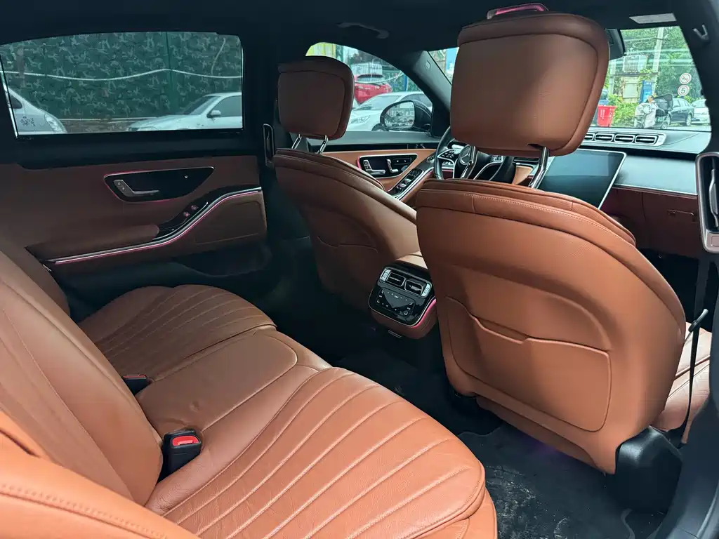 Mercedes-Benz S-Class — миниатюра 8