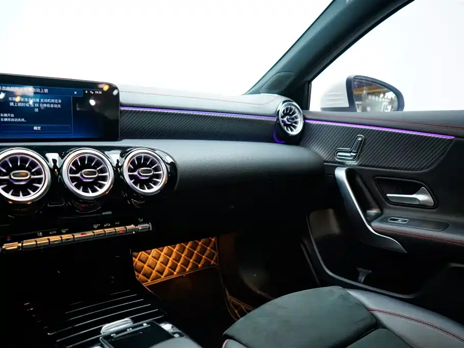 MERCEDES-BENZ A CLASS