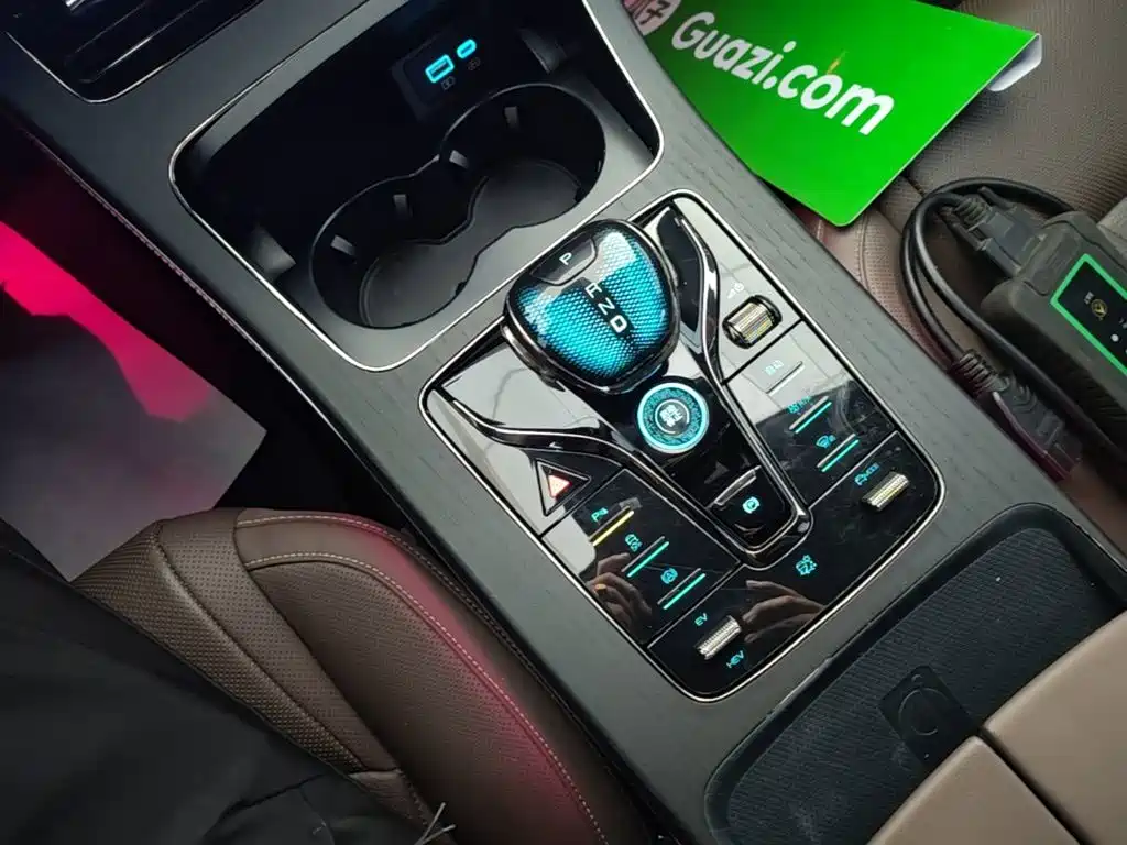 BYD Han — миниатюра 14