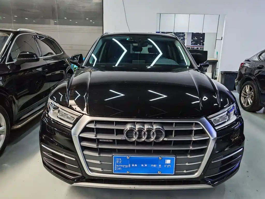 Audi Q5L 2020 40 TFSI