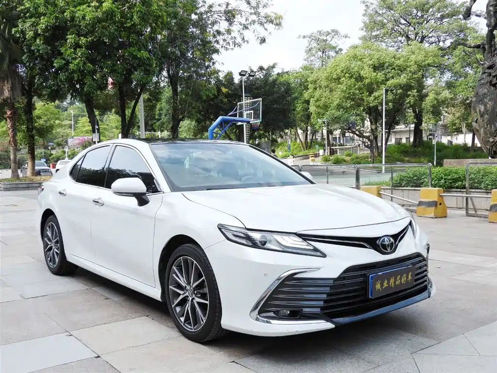 Toyota Camry 2023 2.5G Luxury
