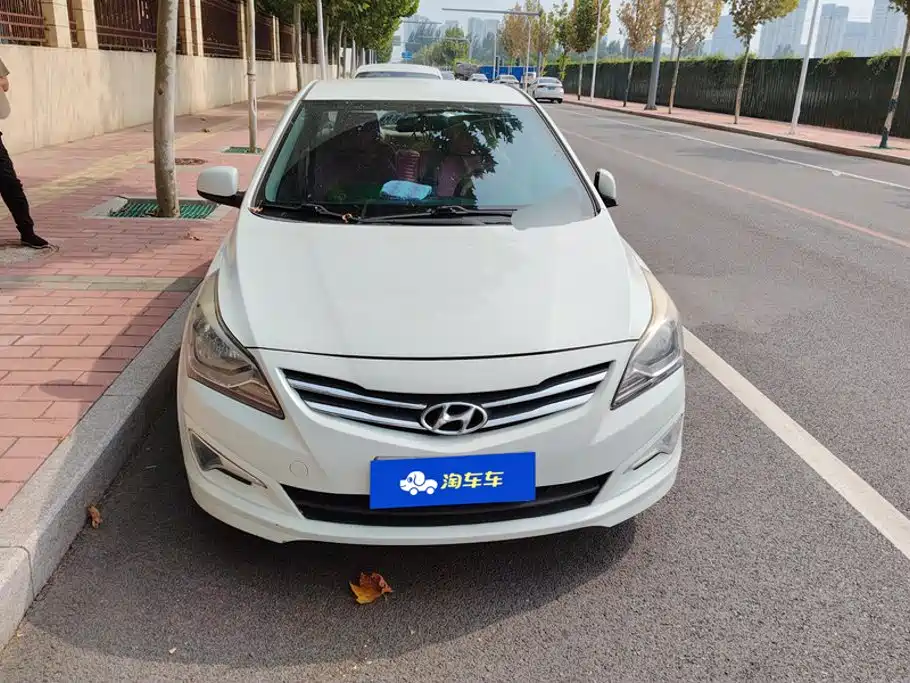 Hyundai Verna — миниатюра 2