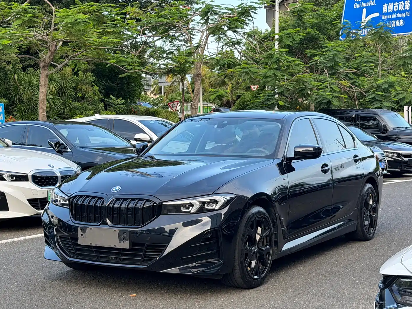 宝马i3 2022款 eDrive 35 L 2023
