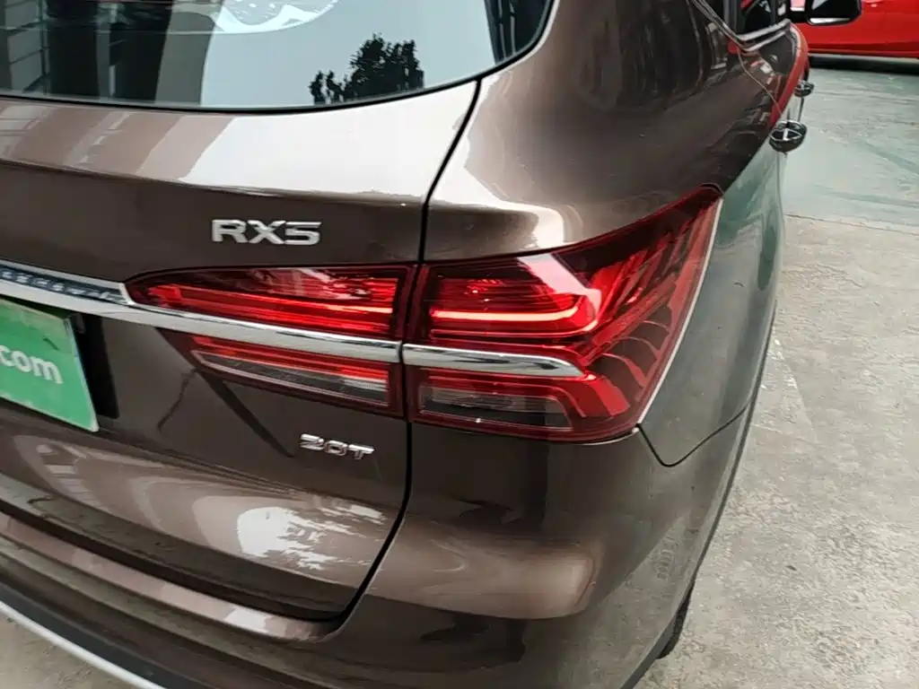 Roewe RX5 — миниатюра 8