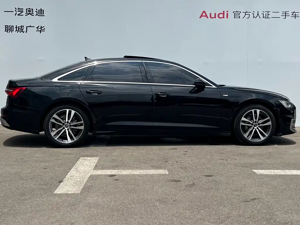 Audi A6L 2024 40 TFSI Luxury