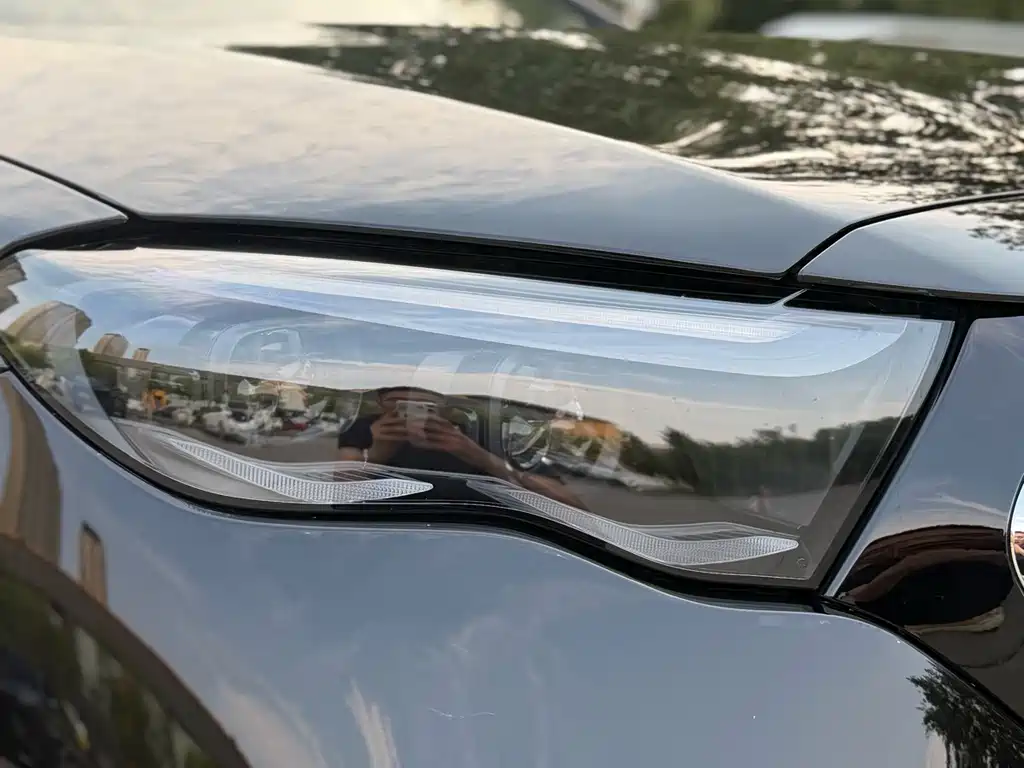 Mercedes-Benz E-Class — миниатюра 13