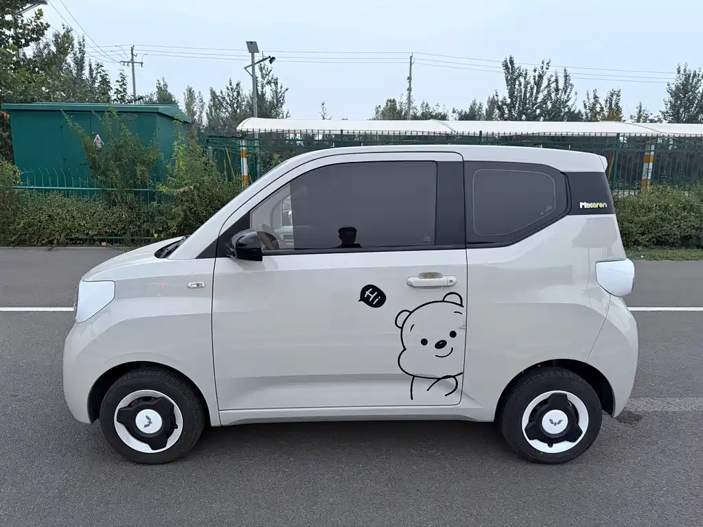 Wuling MINIEV — миниатюра 8
