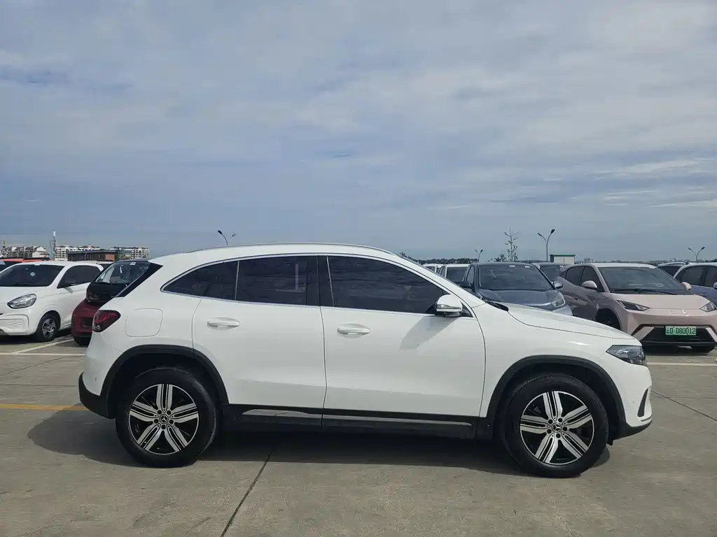 Mercedes-Benz EQA — миниатюра 5