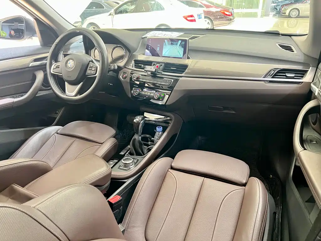 BMW X1 2019 xDrive20Li Premium