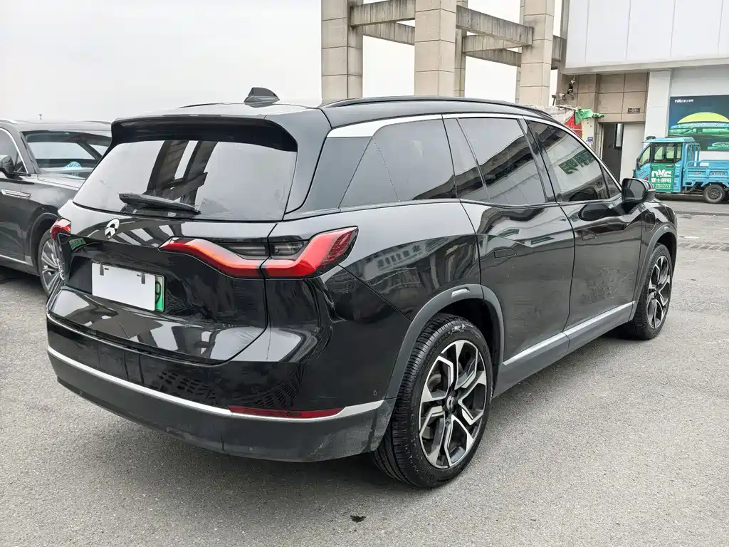 NIO NIO ES8