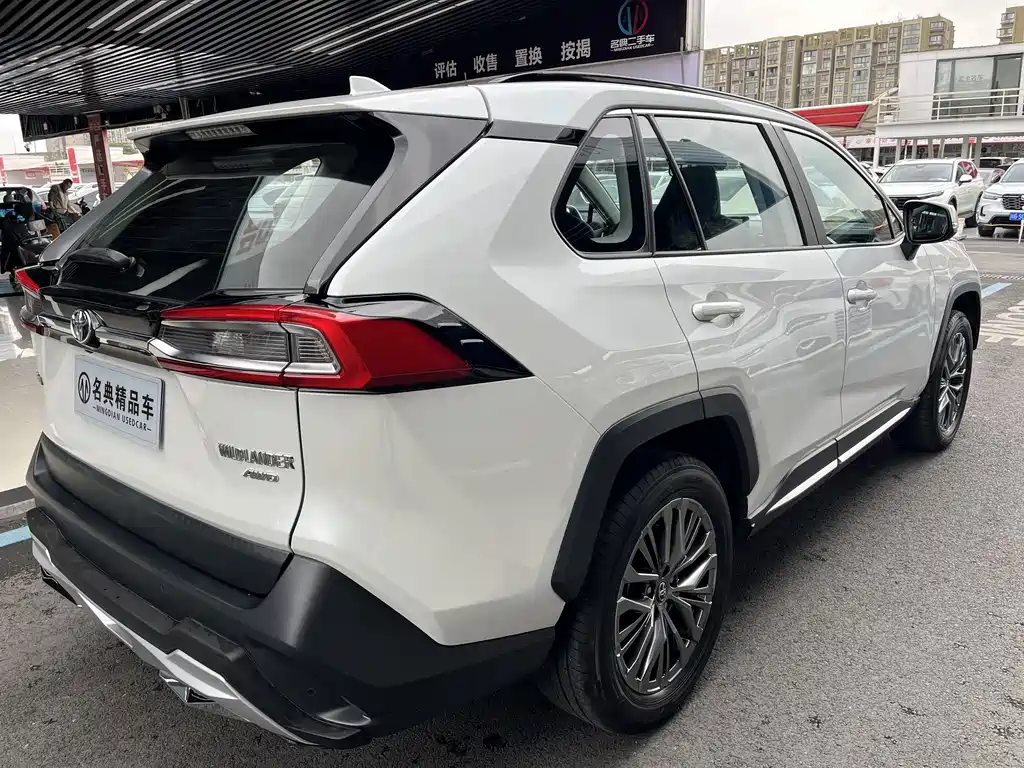Toyota Wildlander — миниатюра 19