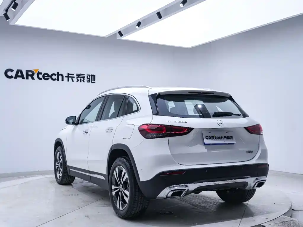 Mercedes-Benz GLA — миниатюра 15