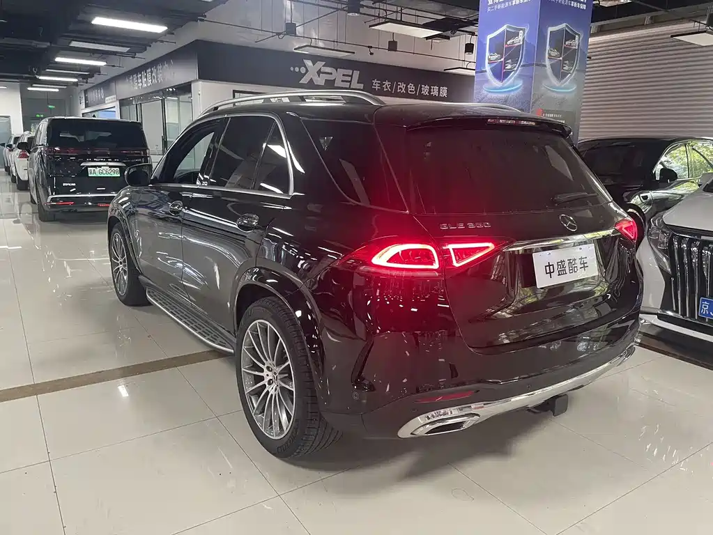 Mercedes-Benz GLE (Import) — миниатюра 10