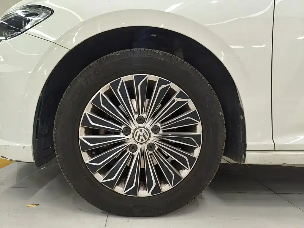 Volkswagen Lavida — миниатюра 15
