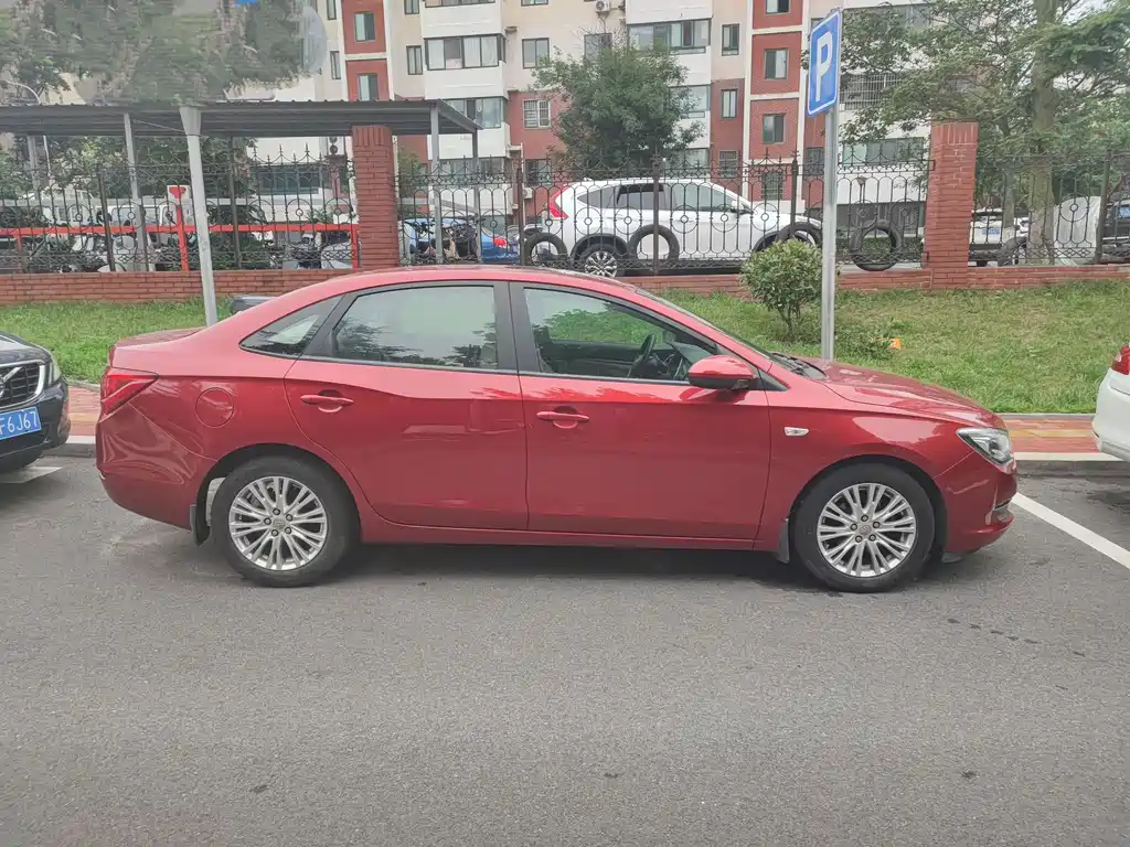 Buick Excelle — миниатюра 7