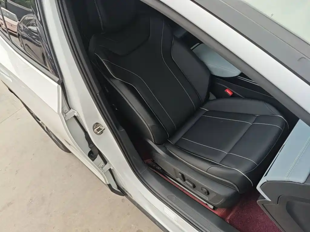 Volkswagen ID.4 X — миниатюра 25