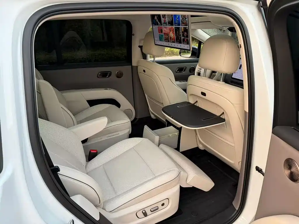 Li Auto Li i8 — миниатюра 7