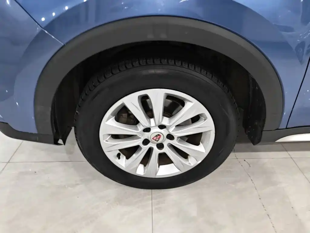 Roewe RX5 — миниатюра 23