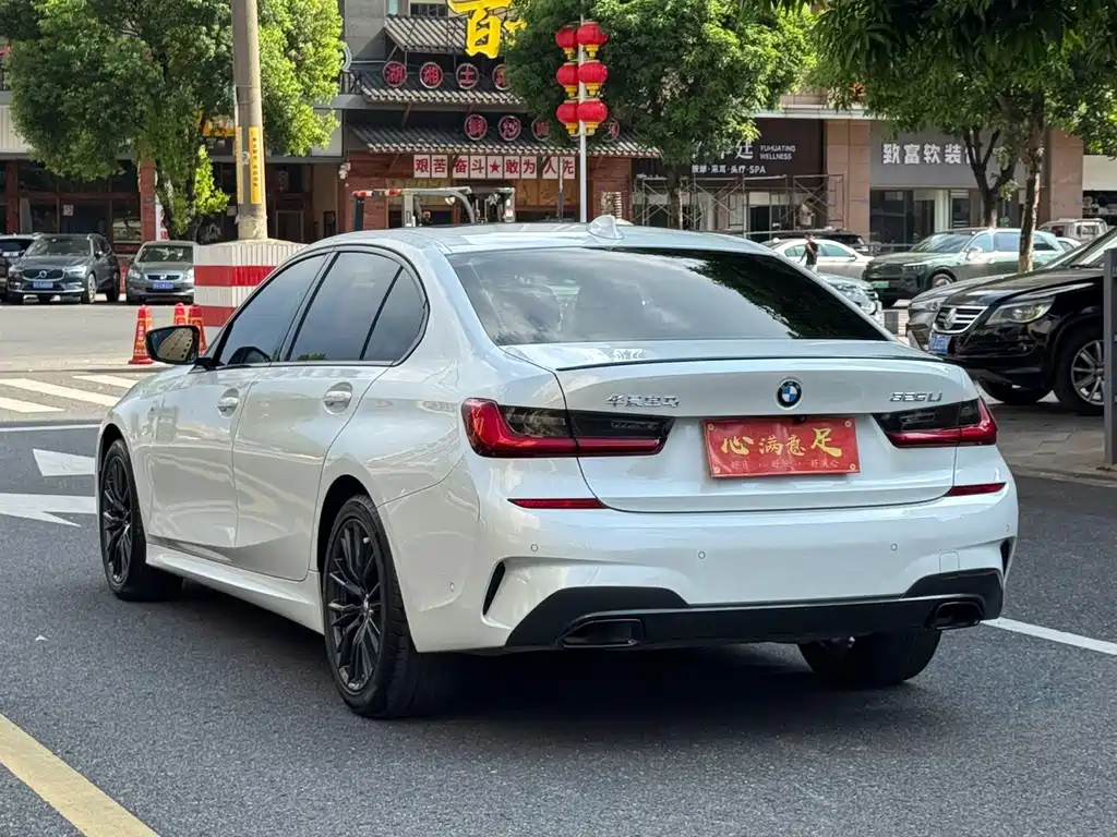 BMW 3 Series — миниатюра 6