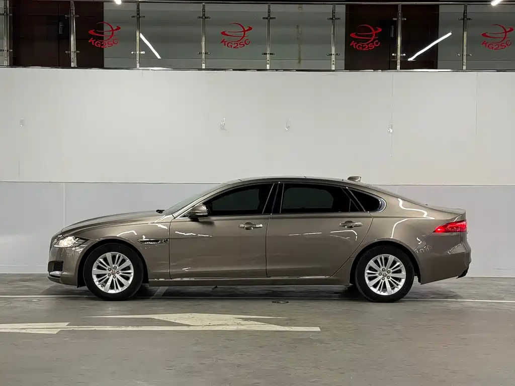 Jaguar XFL XFL 2.0T 240PS Luxury Edition, фото 4
