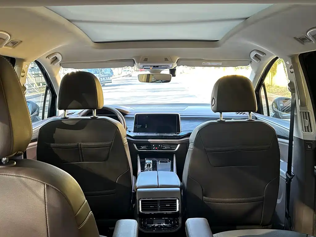 Volkswagen Viloran 2023 330TSI Luxury