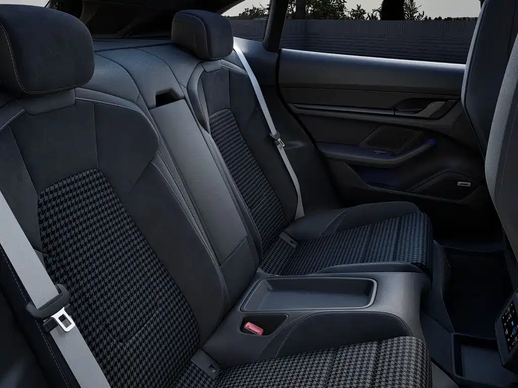 Porsche Taycan 2026 Taycan