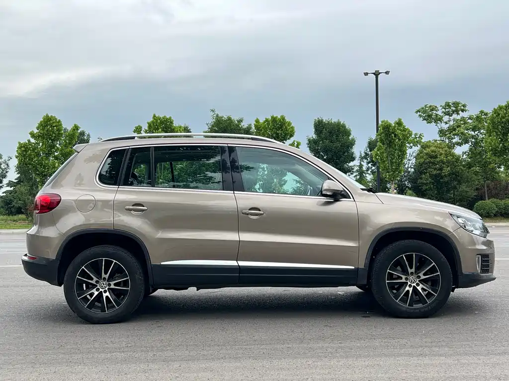 Volkswagen Tiguan — миниатюра 5