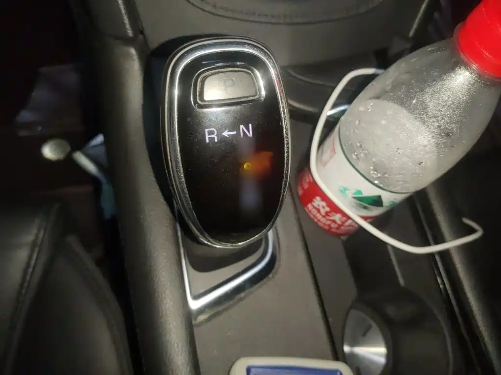 Cadillac XT5 — миниатюра 7