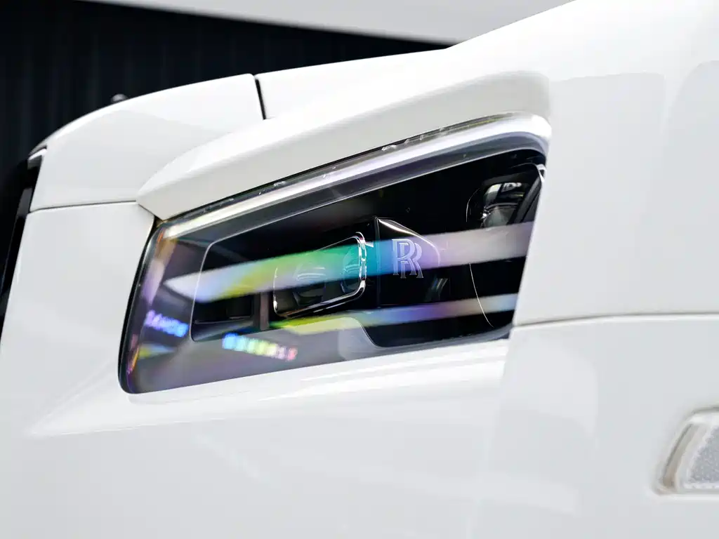Rolls-Royce Cullinan 2021 мест