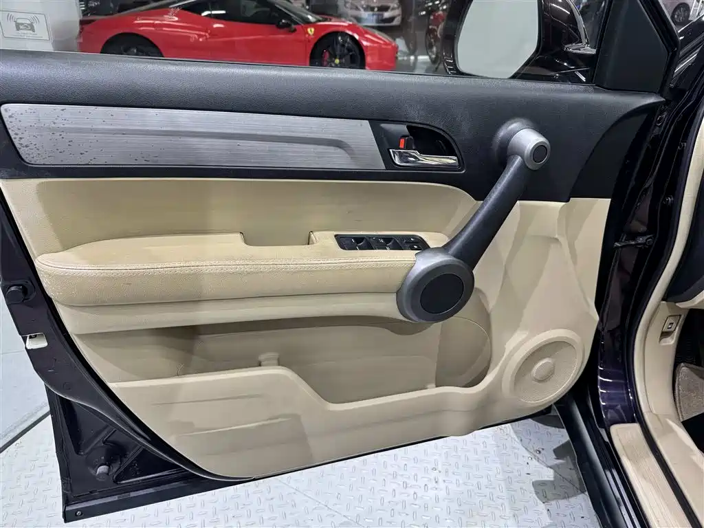Honda CR-V — миниатюра 10