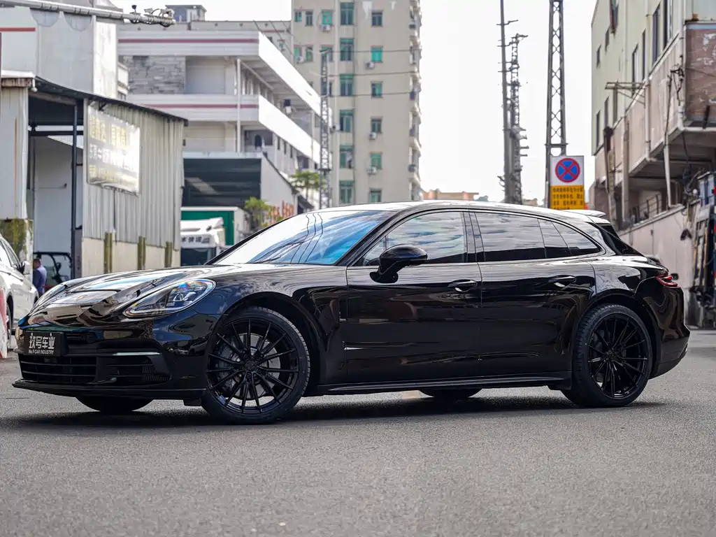 Porsche Panamera 2019