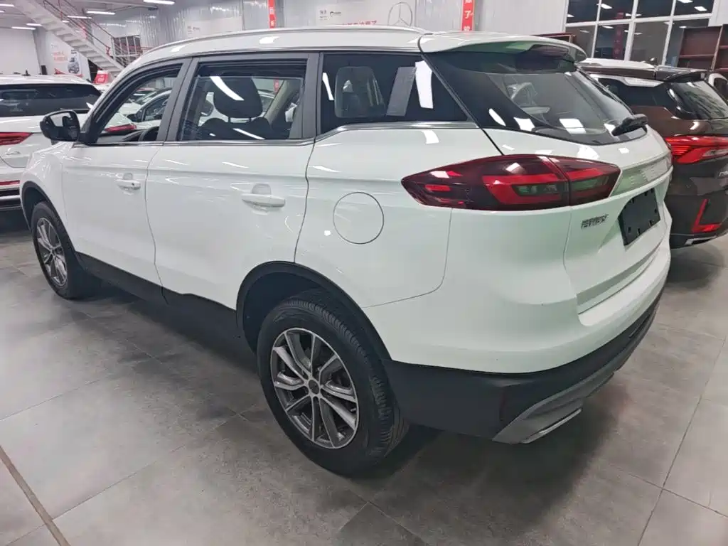 Geely Boyue — миниатюра 5