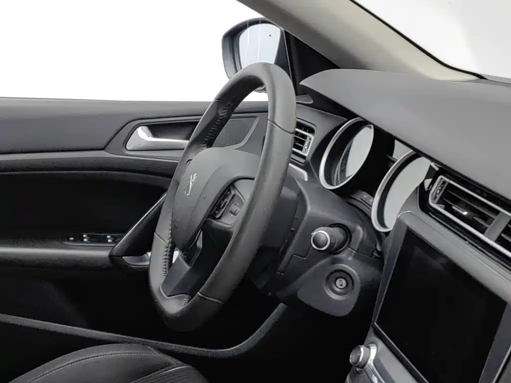 Peugeot 408 — миниатюра 22