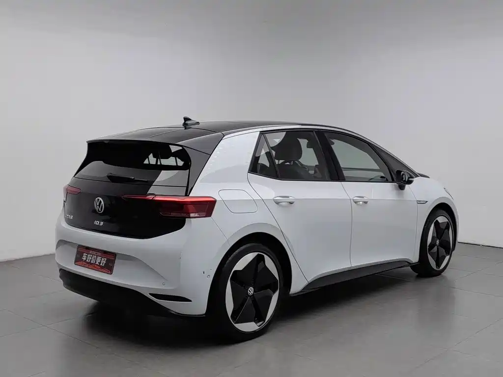 Volkswagen ID.3 — миниатюра 2