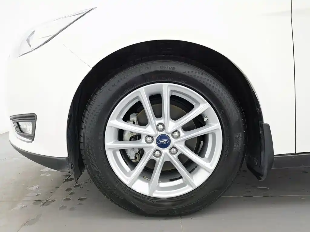 Ford Focus — миниатюра 17
