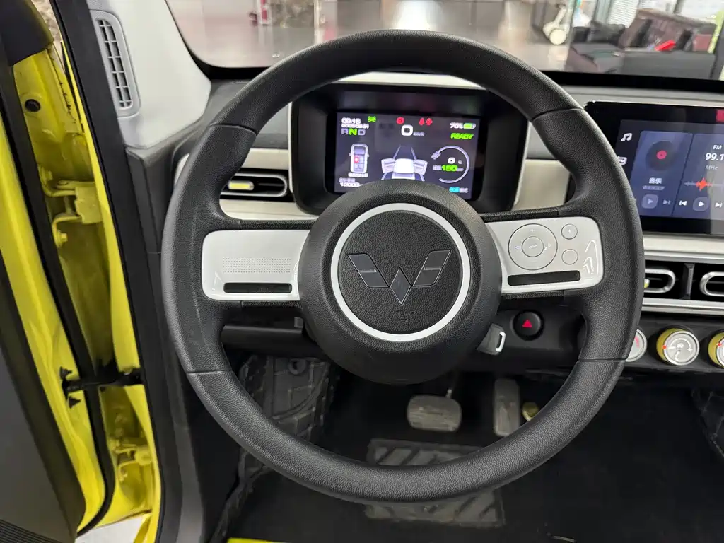 Wuling MINIEV — миниатюра 14