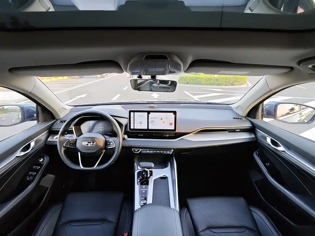 Geely Preface 2021 2.0TD Luxury +
