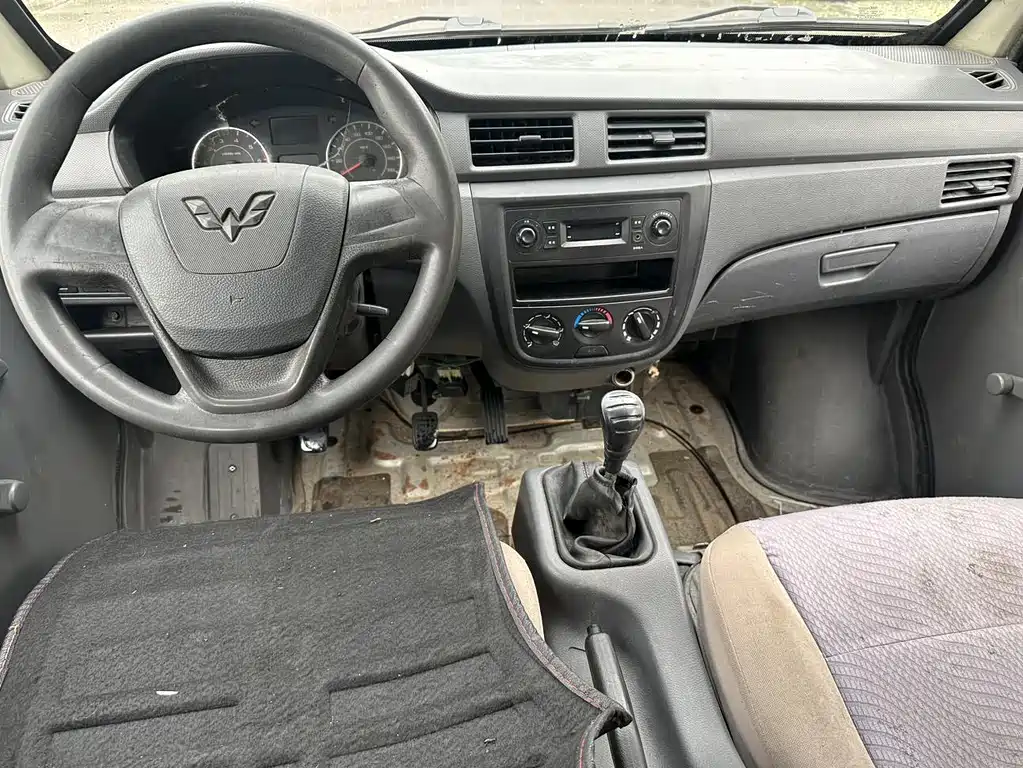 Wuling Sunshine 2015 1.2L S LSI